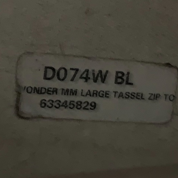 Dooney & Burke 2010 Mickey Mouse Tassel bag - Picture 8 of 11